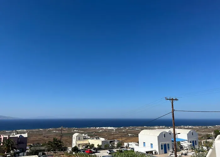 Oia Heights Apartment